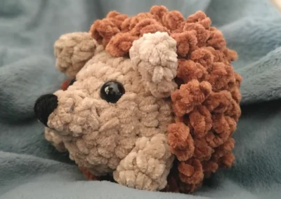 Le hérisson en peluche crochet