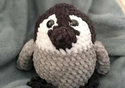 Peluche crochet pingouin