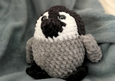 Peluche crochet pingouin